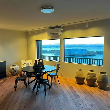 Top-floor Flat By The Harbour In * Åkrehamn