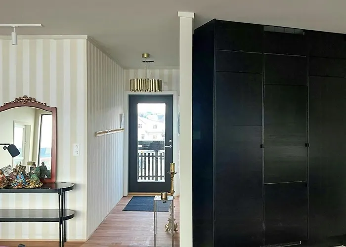 公寓 Top-floor Flat By The Harbour In *